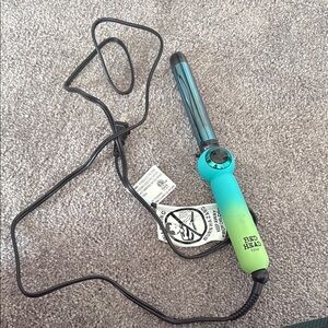 BedHead Blue and Black Hair Curler